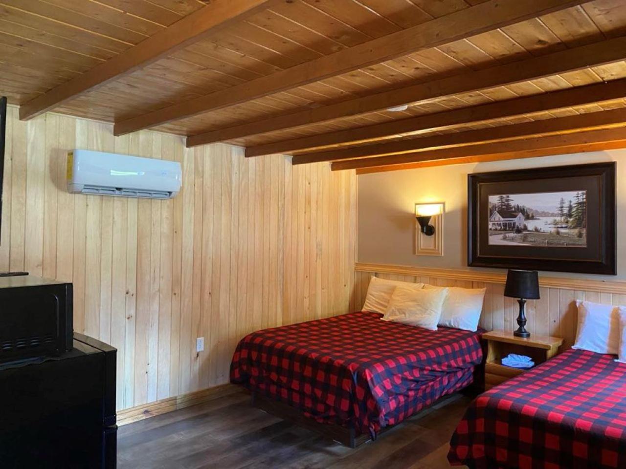 Auberge Micky Inc เอ็ดมันด์สตัน ภายนอก รูปภาพ